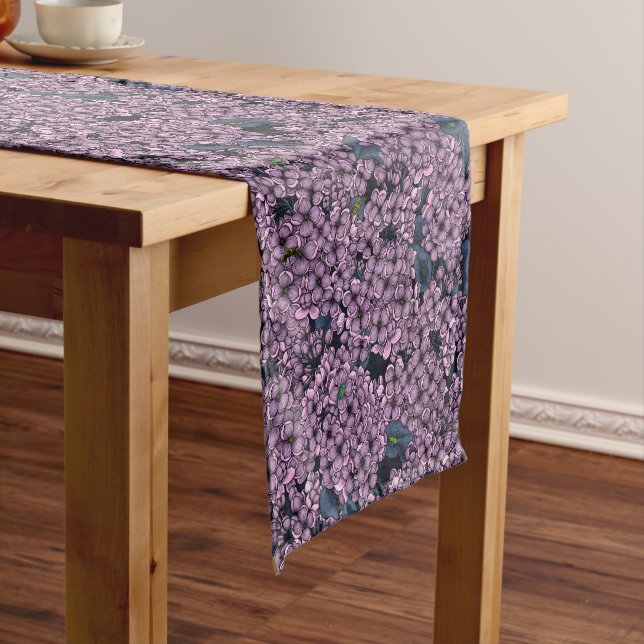 Chemin De Table Court Jardin Violet Lilac (In Situ)