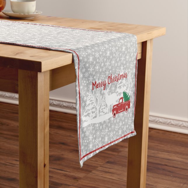 Chemin De Table Court Joyeux camion de Noël et cerf Moyenne Table Runner (In Situ)