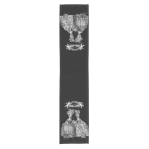 Chemin De Table Court La boule de Halloween (sur le noir)