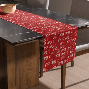 Chemin De Table Court Le thème de Valentine Rouge Blanc Je t'aime Motif