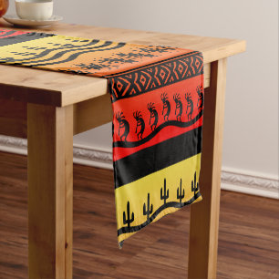 Chemin De Table Court Le tribal aztèque de Kokopelli expose au soleil l