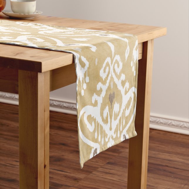 Chemin De Table Court Mignonne neutre or beige ikat motifs tribaux (In Situ)