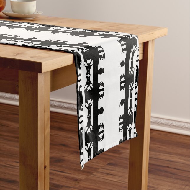 Chemin De Table Court Motif africain rythme ébène  (In Situ)