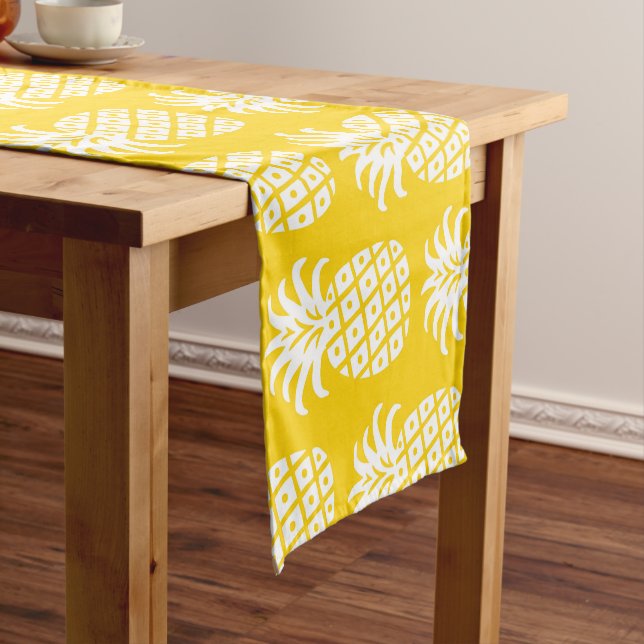 Chemin De Table Court Motif ananas jaune et blanc (In Situ)