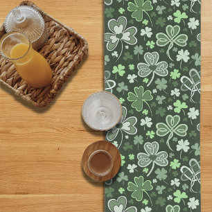 Chemin De Table Court Motif de Trèfle Celtique Cœurs Irlandais Verts