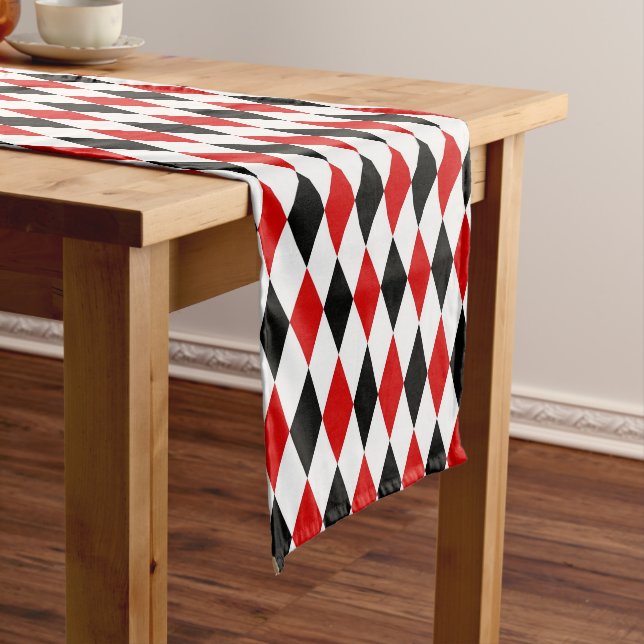 Chemin De Table Court Motif diamant rouge blanc arlequin noir (In Situ)