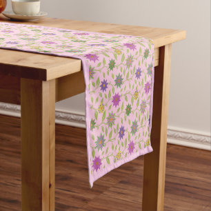 Chemin De Table Court Motif floral bleu, jaune, violet et vert
