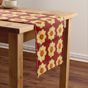 Chemin De Table Court Motif floral de dahlia jaune sur fond rouge brique