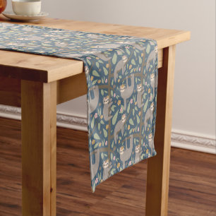 Chemin De Table Court Motif floral mignon de paresse