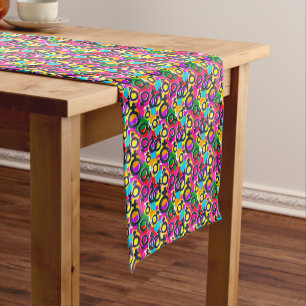 Chemin De Table Court Motif Gay pride de Neon