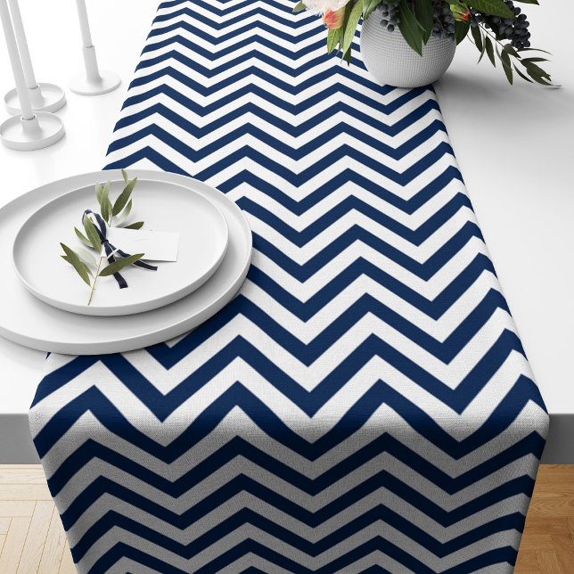 Chemin De Table Court Motif Navy Blue Chevrons (Créateur téléchargé)