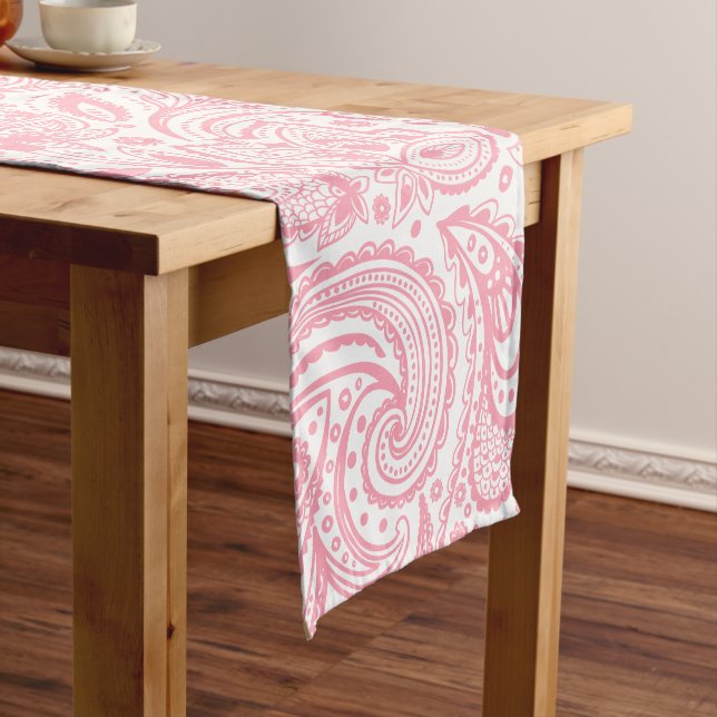 Chemin De Table Court Motif Rose et blanc Floral Paisley (In Situ)