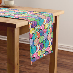 Chemin De Table Court Motifs colorés d'oeufs de pâques