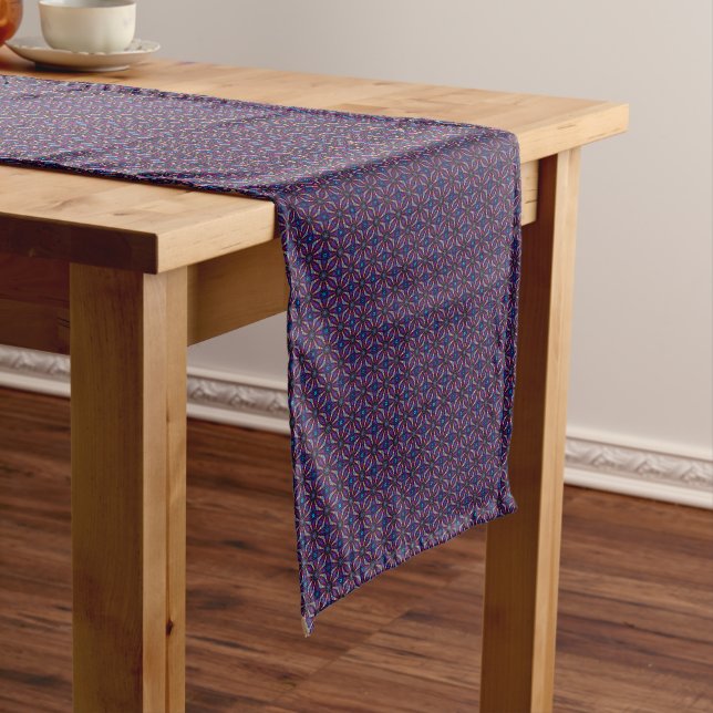 Chemin De Table Court Nappe Fuschia Stargazer (In Situ)