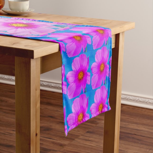 Chemin De Table Court Oh ces Pink Daisy's Table Runner (In Situ)