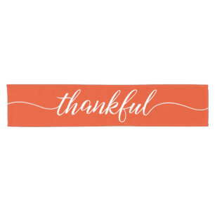 Chemin De Table Court Orange brûlé moderne script Thanksgiving