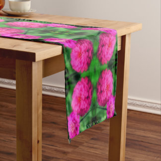 Chemin De Table Court Paire de fleurs rose Zinnia Gros plan Motif Abstra