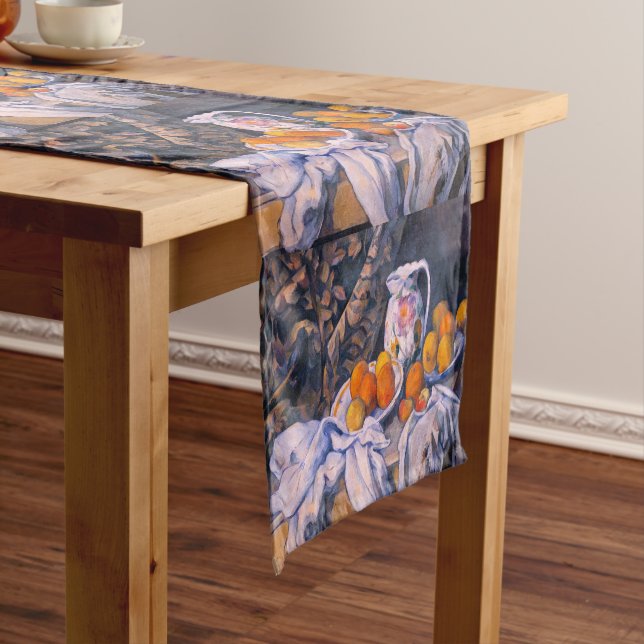 Chemin De Table Court Paul Cezanne - La vie morte avec un rideau (In Situ)