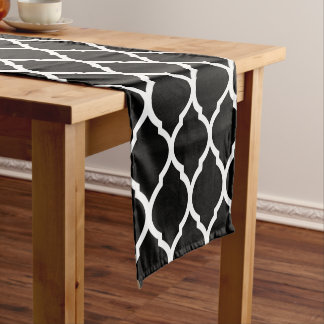 Chemin De Table Court Quatrefoil marocain noir et blanc