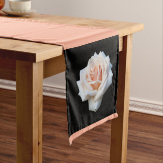 Chemin De Table Court Rose de corail blanc - coureur de table