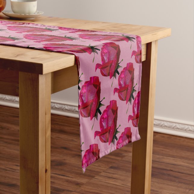 Chemin De Table Court roses rouges sur rose (In Situ)