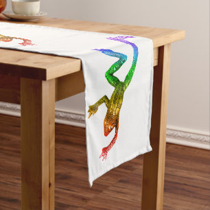 Chemin De Table Court Sculpture de grenouille arc-en-ciel de SlipperyJoe