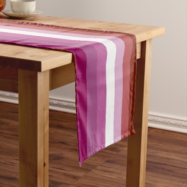 Chemin De Table Court SlipperyJoe's lesbian pride flag feminine communit (In Situ)