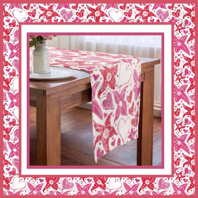 Chemin De Table Court Style Différent De Fleur & Coeurs Motif (Créateur téléchargé)