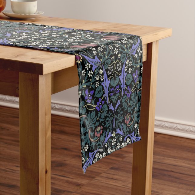 Chemin De Table Court Table Runner (In Situ)