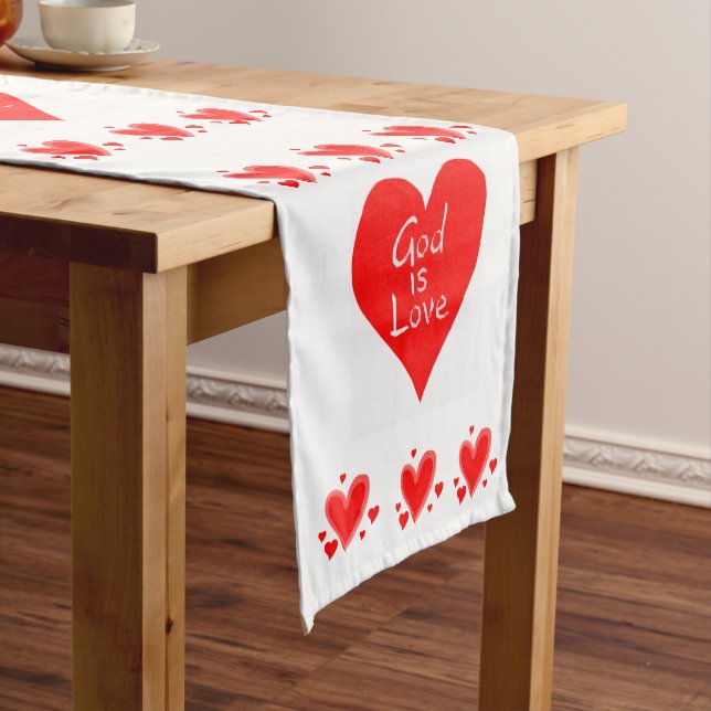 Chemin De Table Court Tablecloth Runner Valentines Dieu est Amour (In Situ)