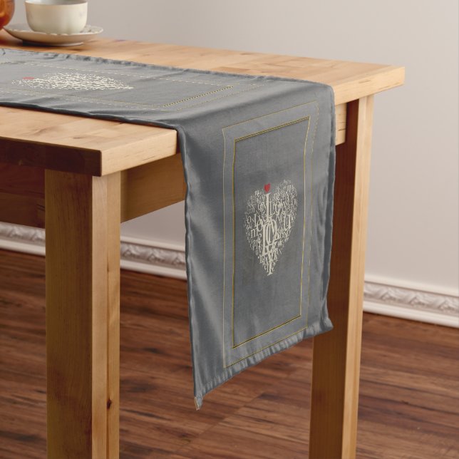 Chemin De Table Court Tapis de table d'amour (In Situ)