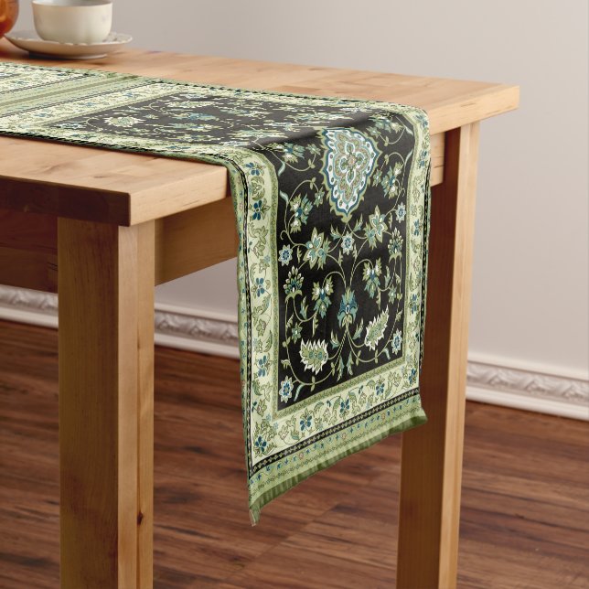 Chemin De Table Court Tapis Perse Vert Sage (In Situ)