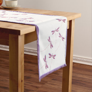 Chemin De Table Court Tapis volant court avec des libellules en vol