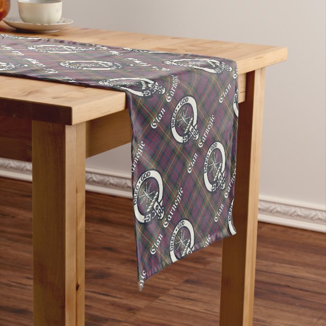 Chemin De Table Court Tartan Clan Carnegie Crest (In Situ)