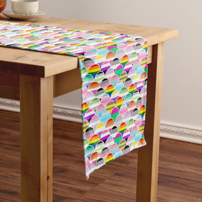 Chemin De Table Court Ventilateurs de drapeau de fierté LGBTQIA+ Queer e (In Situ)