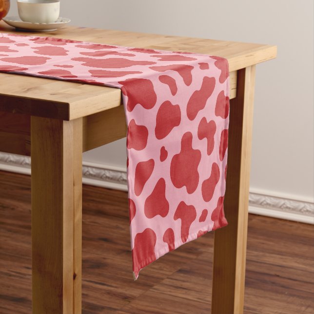Chemin De Table Court Western Valentines Day Cow Print Cowgirl Pink Red (In Situ)