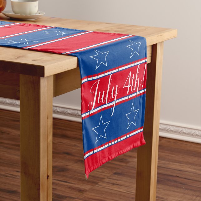 Chemin De Table Long 4 juillet de couleur patriotique (In Situ)