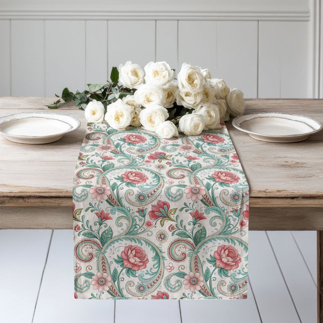 Chemin De Table Long Charme ancien Floral Runner style victorien (Old-World Charm Floral Runner Victorian Style)
