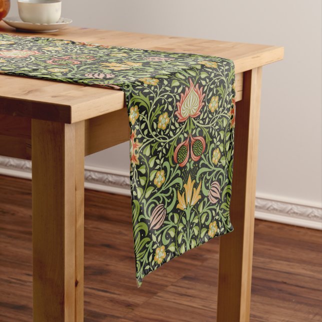 Chemin De Table Long Conception botanique florale persane de William Mo (In Situ)