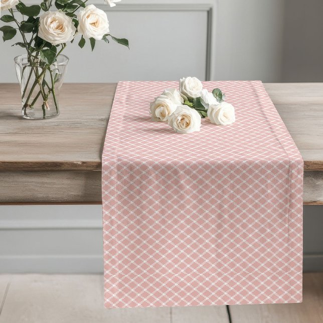 Chemin De Table Long Cosy Rose Gold À damiers Table Runner Holiday Chic (Cozy Rose Gold Checkered Table Runner Holiday Table)
