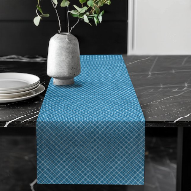 Chemin De Table Long Coureur de table bleu marine pour dîner classique (Navy Blue Plaid Table Runner for Classic Dining)