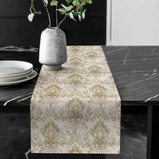 Chemin De Table Long Coureur de table d'ivoire avec Damas d'aquarelle d (Ivory Table Runner with Soft Watercolor Damasks)