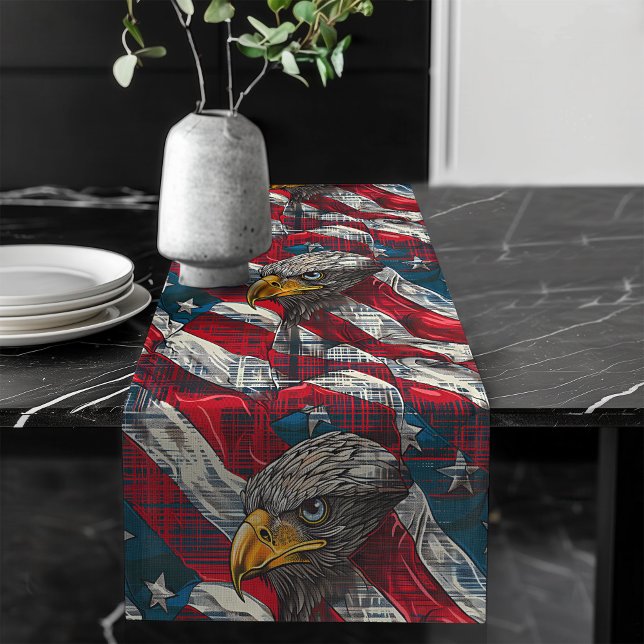 Chemin De Table Long Coureur du quatre juillet Aigle et drapeau Accent  (Fourth of July Runner Eagle & Flag Home Accent)