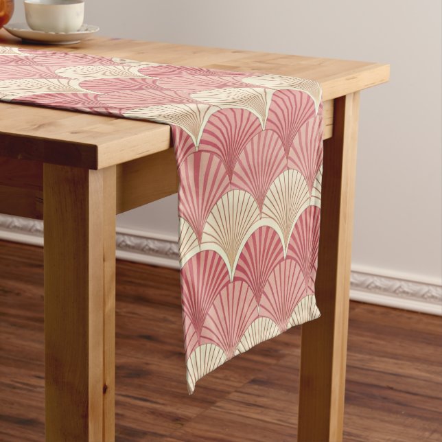 Chemin De Table Long Fans Pink Mid-Century (In Situ)