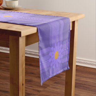 Chemin De Table Long Fleur Violette Simple sur Croix Moderne