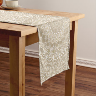 Chemin De Table Long Motif de mandala ornemental kaki et blanc