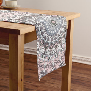 Chemin De Table Long Motif de mandala rose gris et blanc