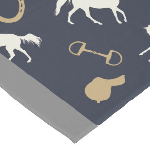 Chemin De Table Long Motif des chevaux anglais d'or et d'ivoire