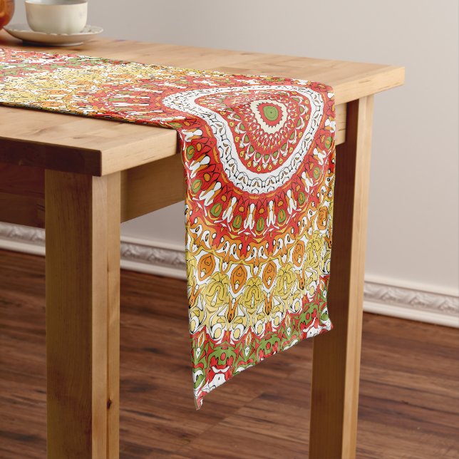 Chemin De Table Long Motif Fiesta Mandala en rouge, jaune et vert (In Situ)