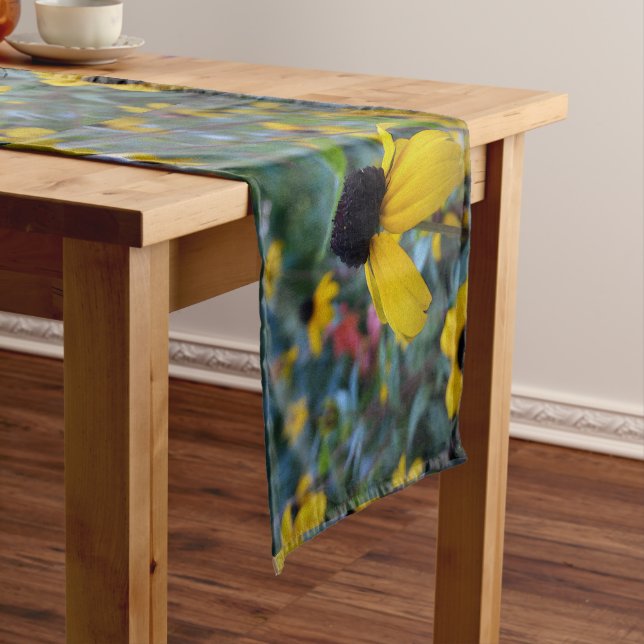Chemin De Table Long Petite fleur jaune (In Situ)